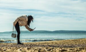 Le pouvoir de l'invisibilité : Pourquoi certains ne postent pas sur les réseaux sociaux ?