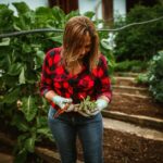 9 Erreurs Courantes en Jardinage à Éviter pour un Potager Réussi
