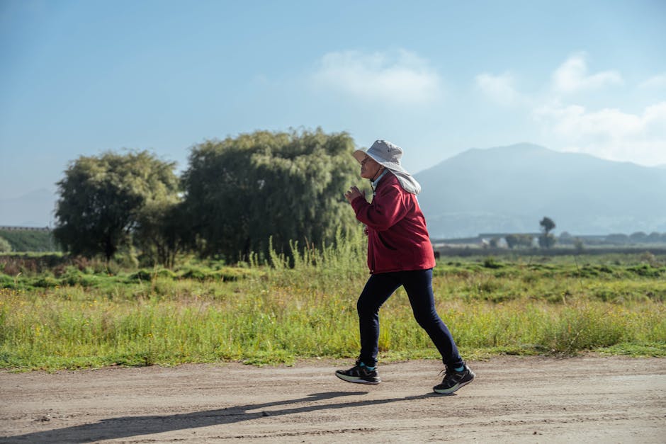 Le Secret de la Marche : Pourquoi balancer les bras nous fait économiser de l'énergie ?