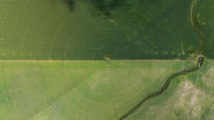 Système d'Irrigation à Pivot Central : Construction, Fonctionnement et Avantages Agricoles