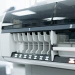 Scantron : Révélations sur la Machine à Noter les Examens Qui a Marqué une Génération