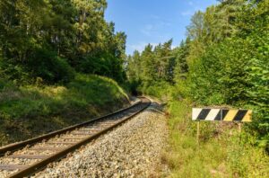 Sécurité ferroviaire : Comprendre les butoirs de fin de voie et systèmes anti-collision